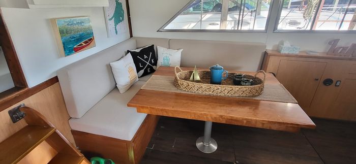 1976 Chris-Craft 350 Catalina Photo 18 of 38