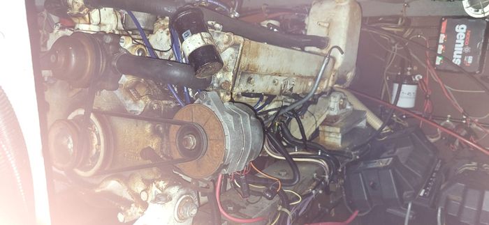 1976 Chris-Craft 350 Catalina Photo 38 of 38