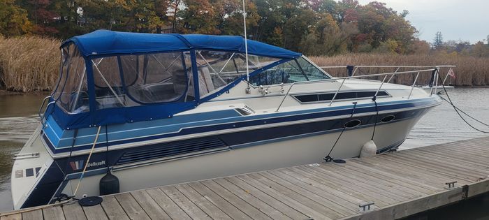 1989 Wellcraft 32 St.Tropez Photo 3 of 29