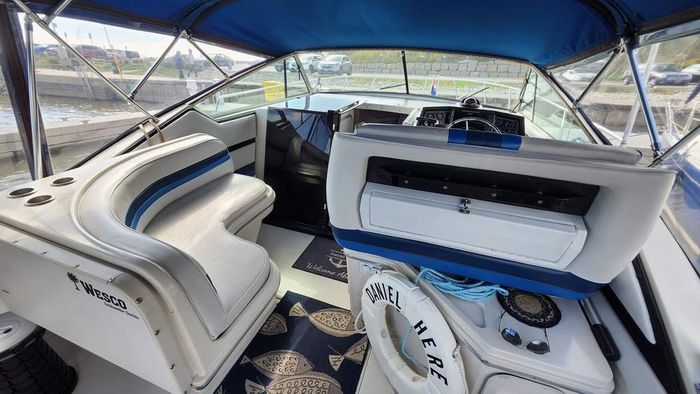 1989 Wellcraft 32 St.Tropez Photo 12 of 29