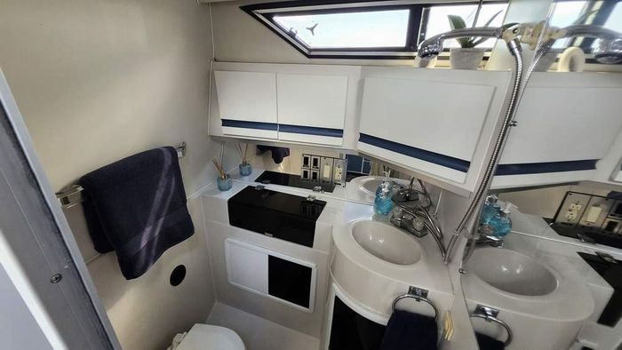 1989 Wellcraft 32 St.Tropez Photo 28 of 29