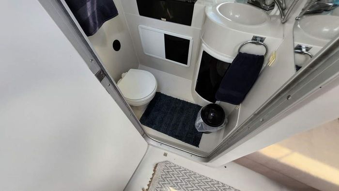 1989 Wellcraft 32 St.Tropez Photo 29 of 29