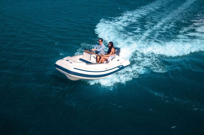 2026 AB Inflatables Nautilus 13 DLX Photo 4 of 6