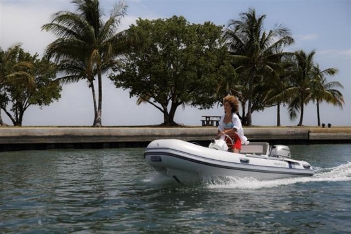 2025 Highfield CL 360 FCT Photo 3 of 5