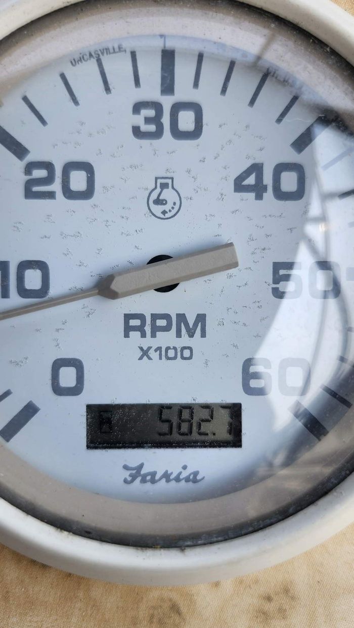 1997 Cruisers Yachts 3650 Motor Yacht Photo 10 of 40