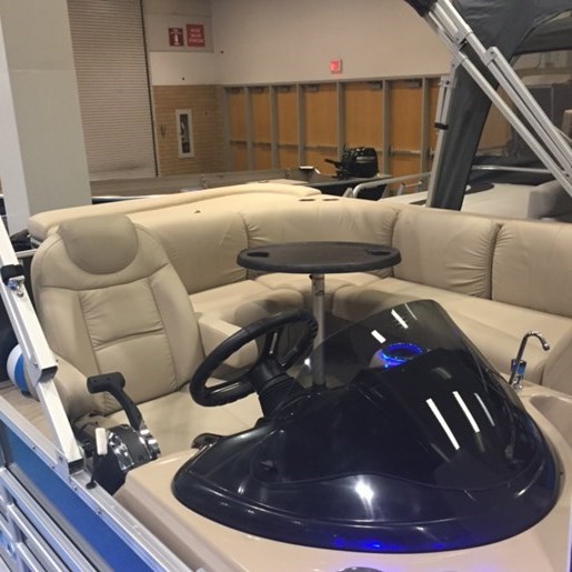 Legend Bayshore Cruise Sport 2018 Neuf Bateau A Vendre Au Apsley Ontario Boatdealers Ca