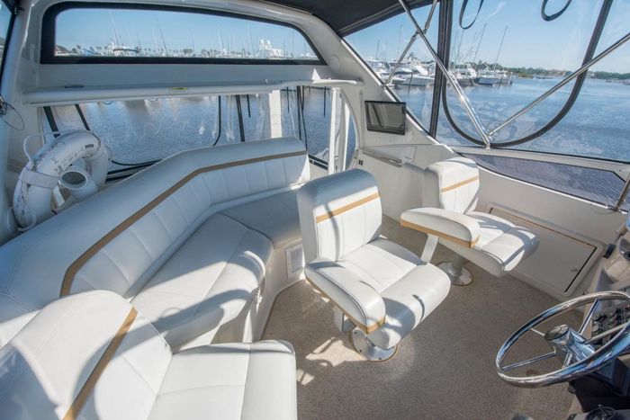 Carver 366 Motor Yacht 2005 Used Boat for Sale in New Smyrna Beach