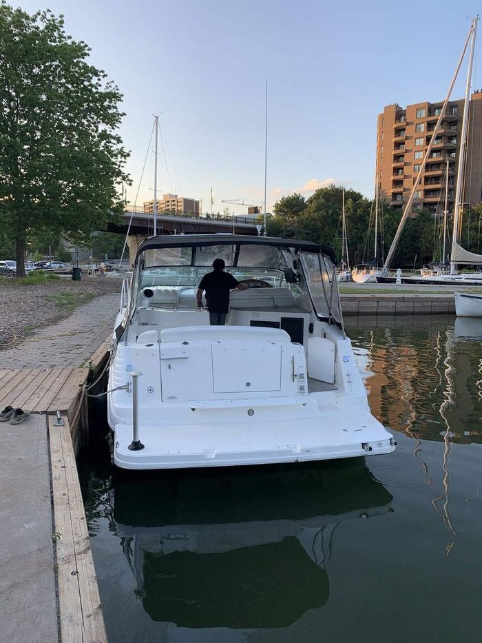 2006 Rinker 342 Fiesta Vee Photo 5 of 25