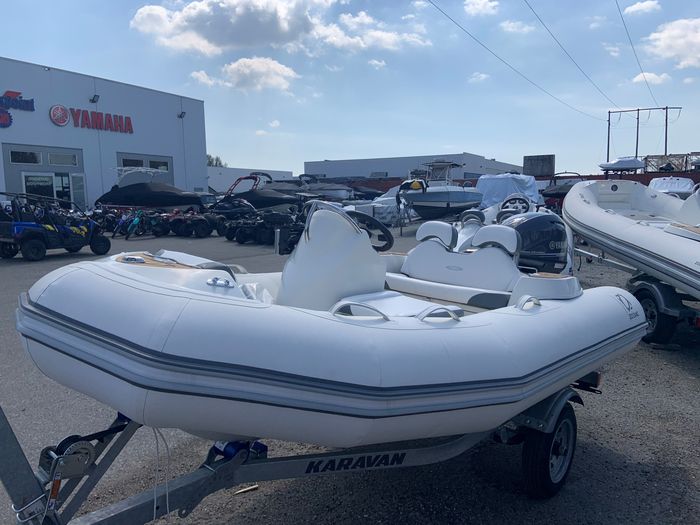 Zodiac Yachtline 360 2021 New Boat For Sale In Port Coquitlam British Columbia Boatdealers Ca