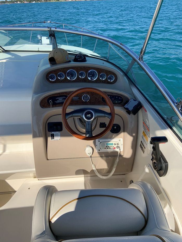 1999 Sea Ray 260 Sundancer Photo 20 sur 27