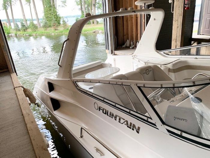Fountain 38 Express Cruiser 2007 Used Boat For Sale In Belleville Ontario Boatdealers Ca