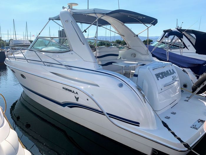 Formula 31 Pc 06 Used Boat For Sale In Kelowna British Columbia Boatdealers Ca