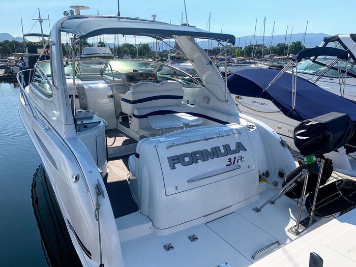 Formula 31 Pc 06 Used Boat For Sale In Kelowna British Columbia Boatdealers Ca