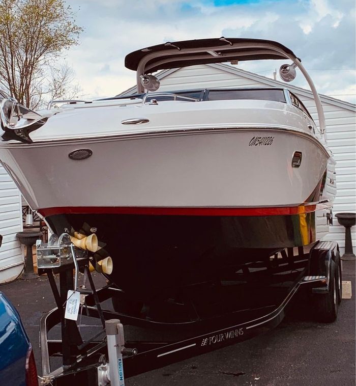 2015 Four Winns 265 SS Photo 5 of 10