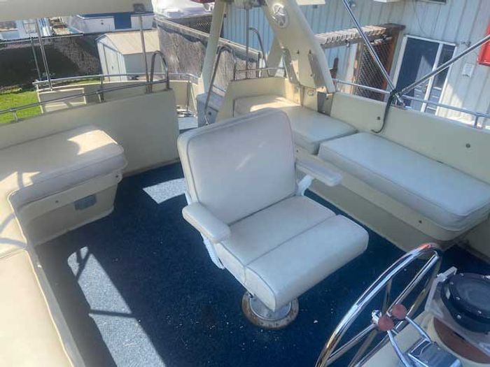1987 Vista 37 Trawler Photo 10 of 27