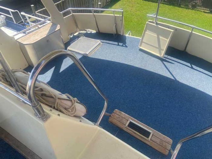 1987 Vista 37 Trawler Photo 11 of 27