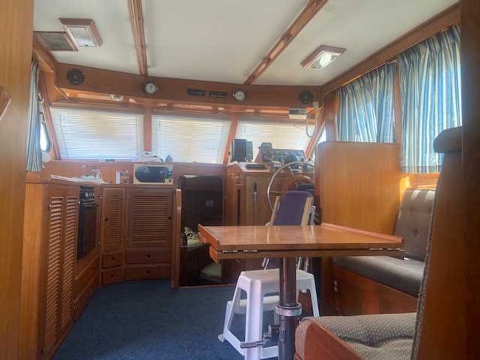 1987 Vista 37 Trawler Photo 13 of 27