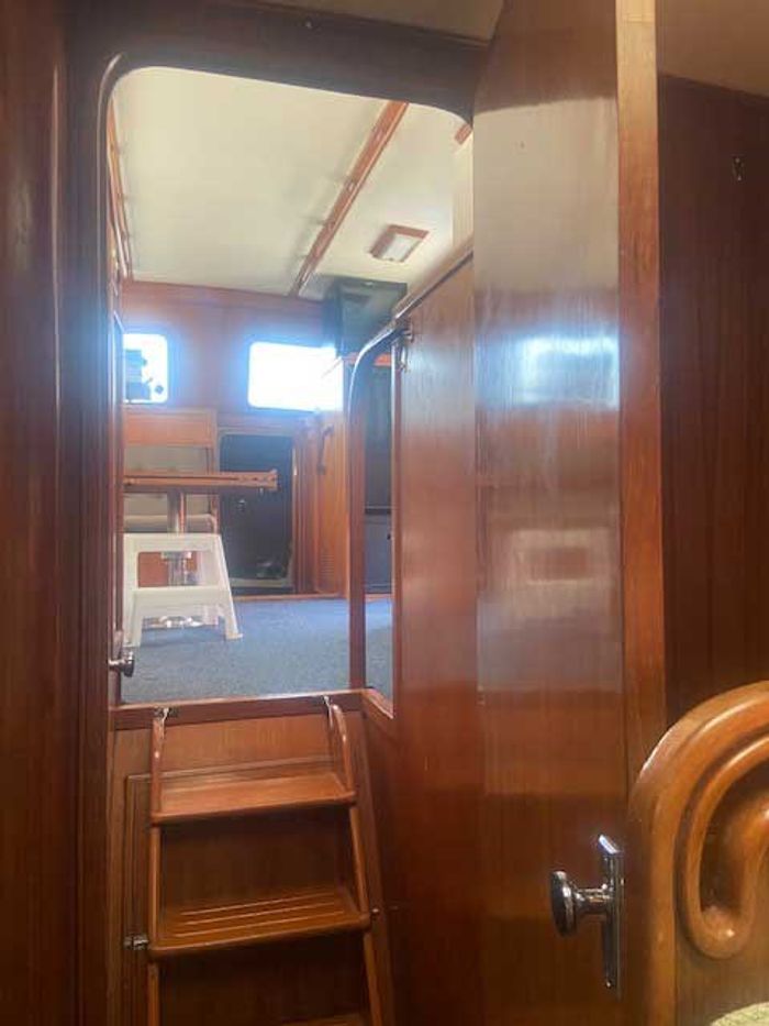 1987 Vista 37 Trawler Photo 26 of 27