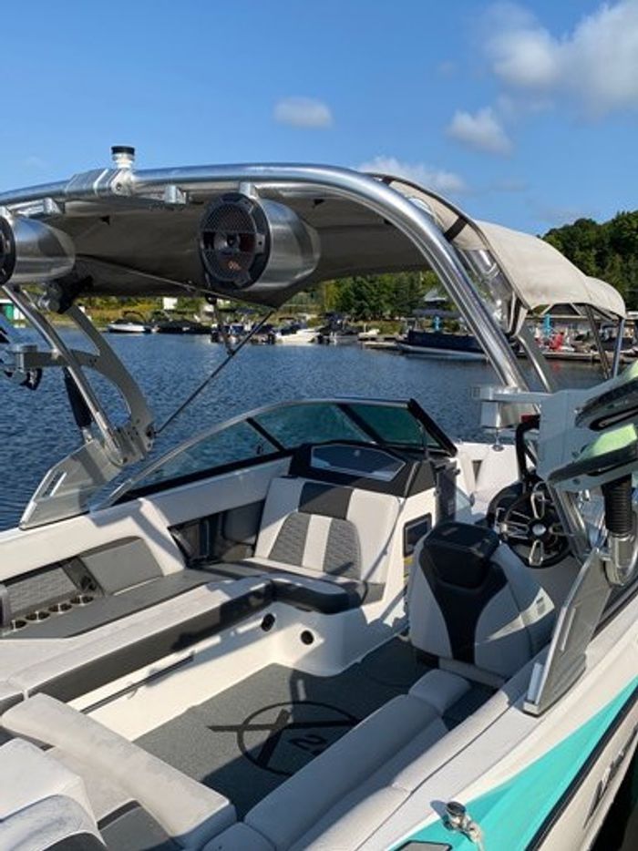 2019 MASTERCRAFT X22 Photo 7 of 16