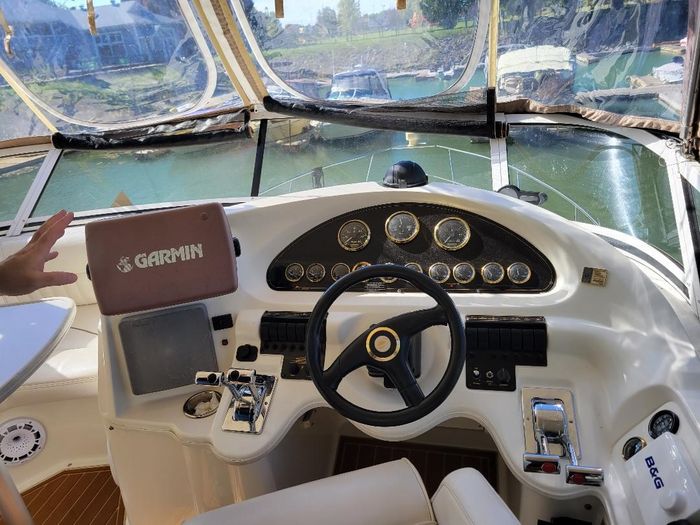 2000 Cruisers Yachts 3750 Photo 3 sur 20