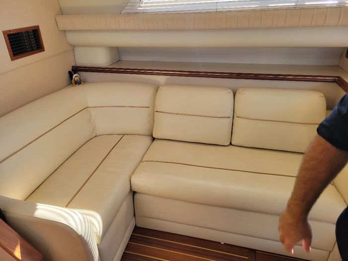 2000 Cruisers Yachts 3750 Photo 6 sur 20