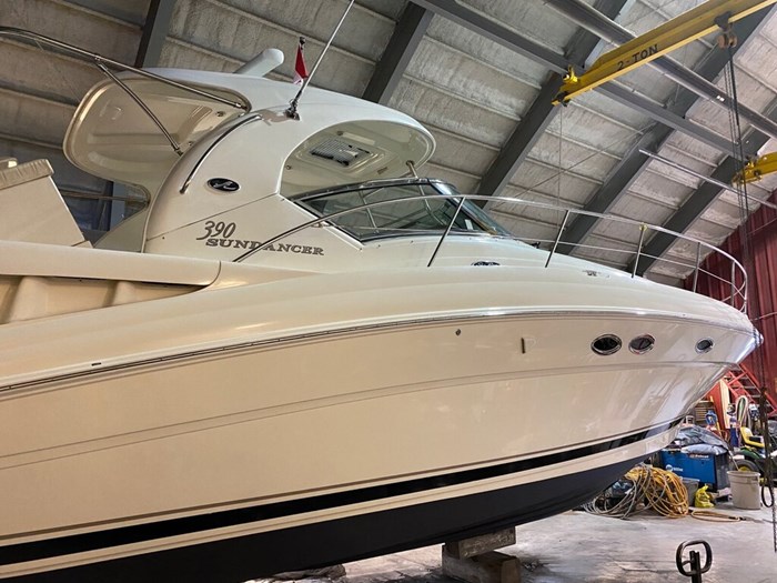2005 Sea Ray 390 Sundancer Photo 6 sur 14