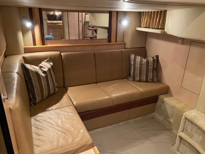 2005 Sea Ray 390 Sundancer Photo 12 sur 14