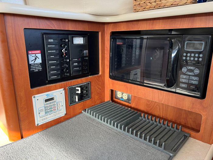 2003 Bayliner 305 Ciera Photo 25 of 27