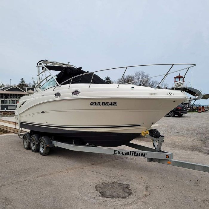 2005 Sea Ray 270 Amberjack Photo 5 of 24