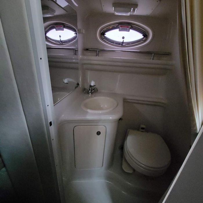 2005 Sea Ray 270 Amberjack Photo 21 of 24