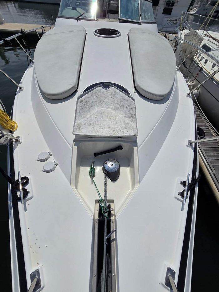 1998 Cruisers Yachts 3375 Esprit Photo 7 of 40