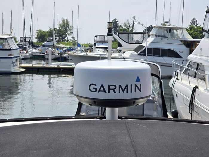 1998 Cruisers Yachts 3375 Esprit Photo 16 of 40