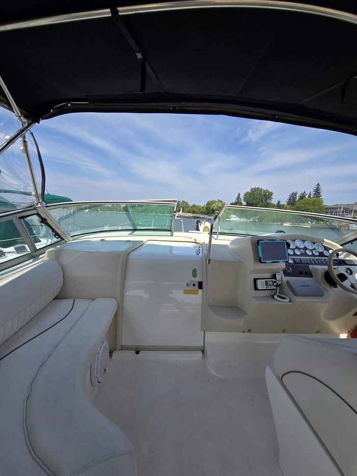 1998 Cruisers Yachts 3375 Esprit Photo 10 of 40