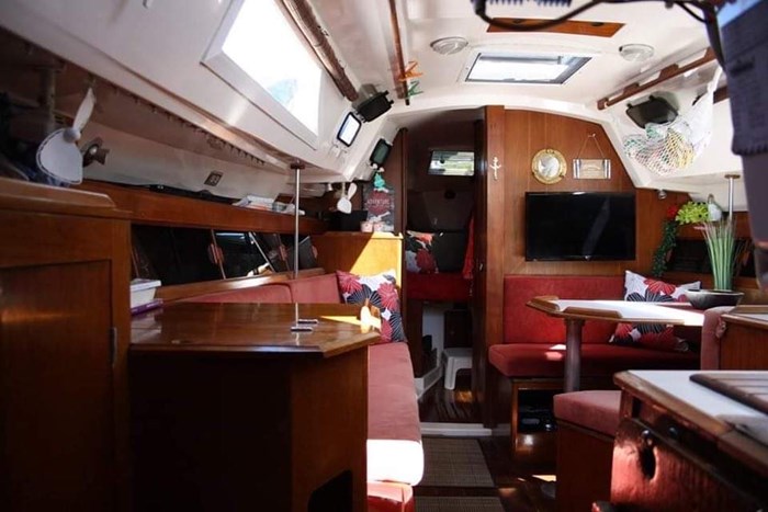 1984 Hunter 31 Photo 25 sur 37