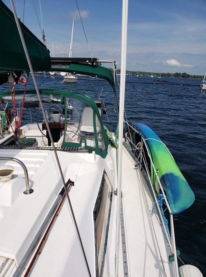 1984 Hunter 31 Photo 4 sur 37