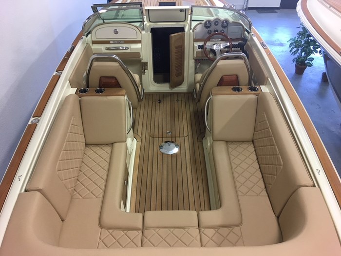 2018 Chris-Craft Corsair 27 Photo 15 of 15