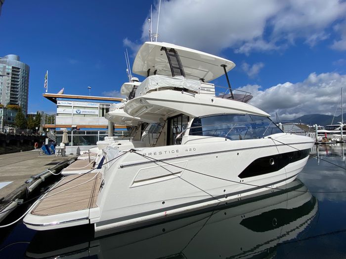 2023 Prestige 420 Fly Photo 5 sur 39