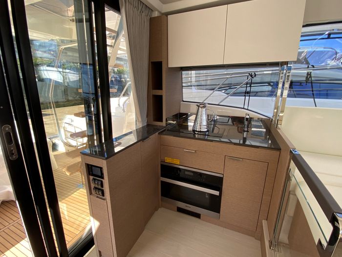 2023 Prestige 420 Fly Photo 10 sur 39