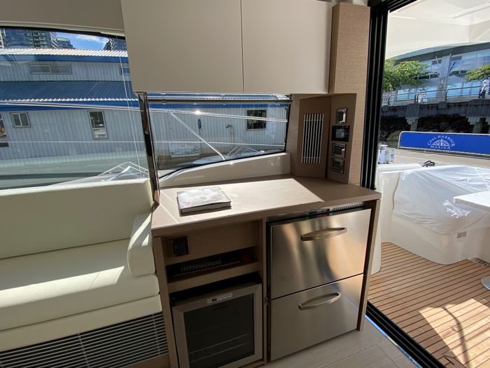 2023 Prestige 420 Fly Photo 11 sur 39