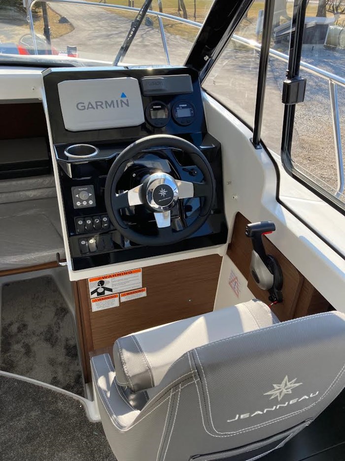 2023 Jeanneau NC 695 Photo 10 sur 20