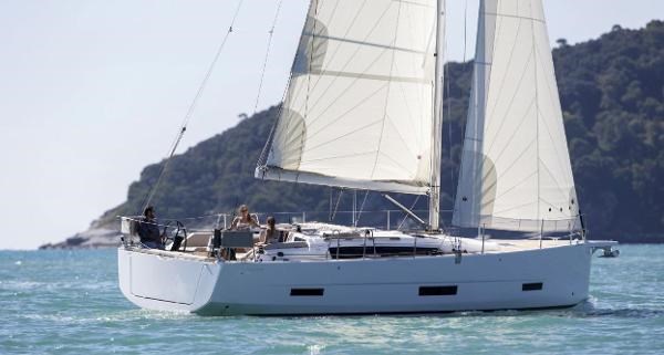 2022 Dufour Yachts 390 Grand Prix Package Photo 5 sur 30