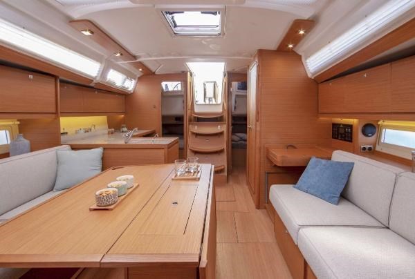 2022 Dufour Yachts 390 Grand Prix Package Photo 14 sur 30