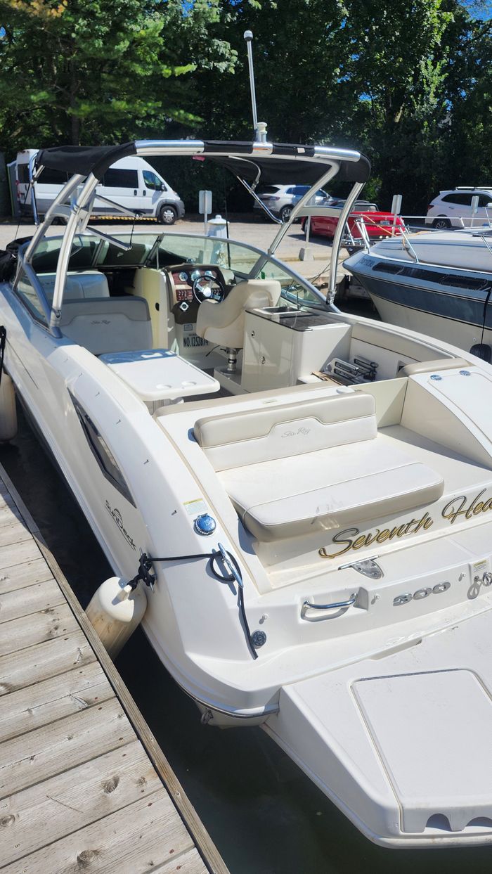 2013 Sea Ray 300 SDX Photo 6 of 40