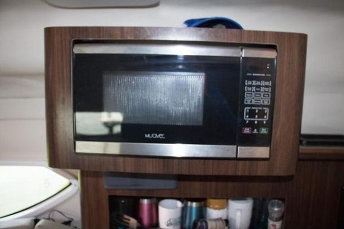 2016 Regal 260 Express Photo 42 of 52