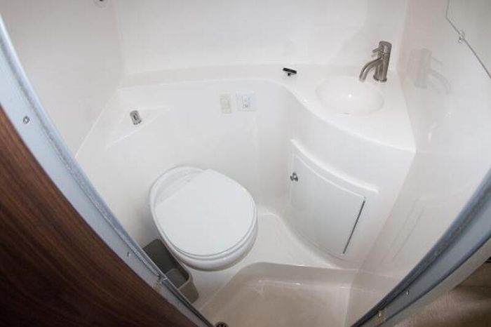 2016 Regal 260 Express Photo 51 of 52