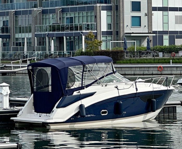 2016 Regal 260 Express Photo 4 of 52