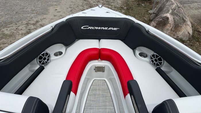 2023 Crownline 220 SS Photo 20 of 26