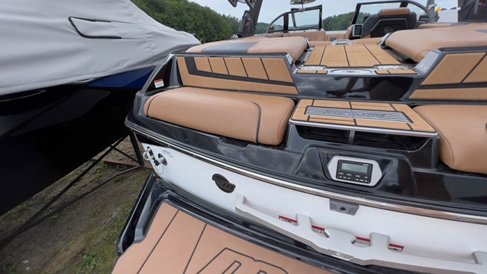 2022 Malibu 23MXZ Photo 8 sur 8