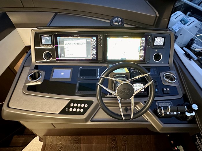 2020 Sunseeker Manhattan 66 Photo 14 of 61