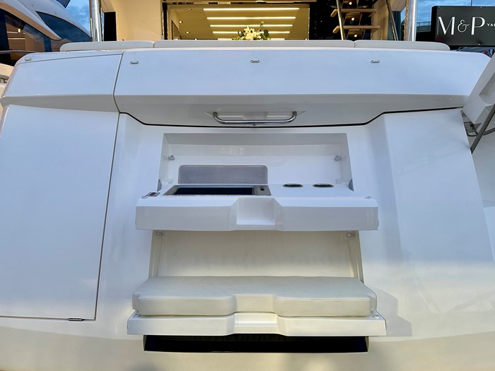 2020 Sunseeker Manhattan 66 Photo 51 of 61